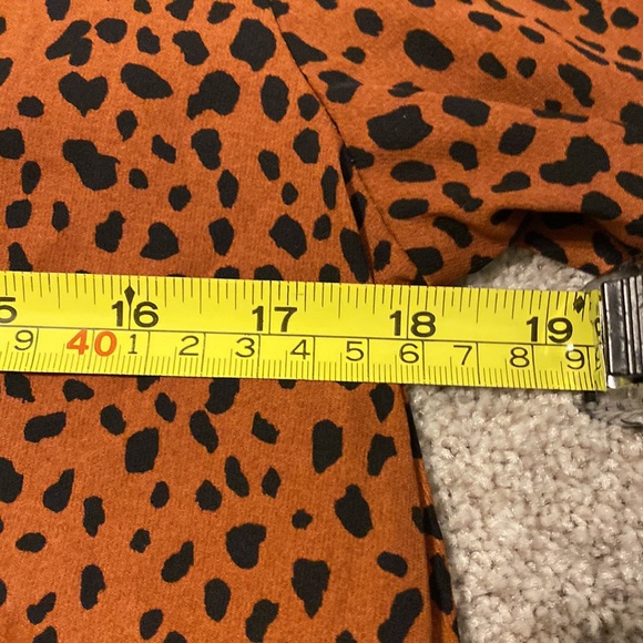 Boutique:Cheetah print brown with black spots, Bell sleeve dress never worn - Picture 9 of 11